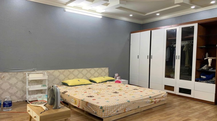 Cho thuê nhà ngõ kinh doanh Spa, Cà Phê Nguyễn Chí Thanh - Đống Đa - 50m - 4 tầng - 25 triệu